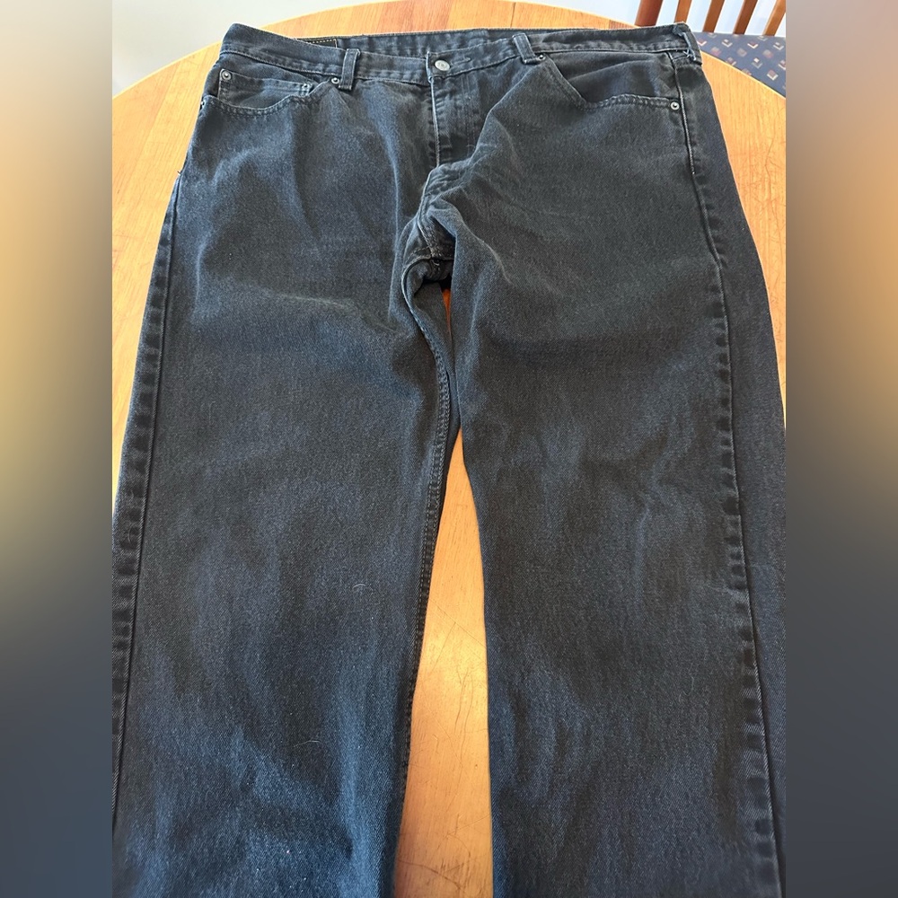 Men’s Black‎ Levi’s 505 Size 42x30